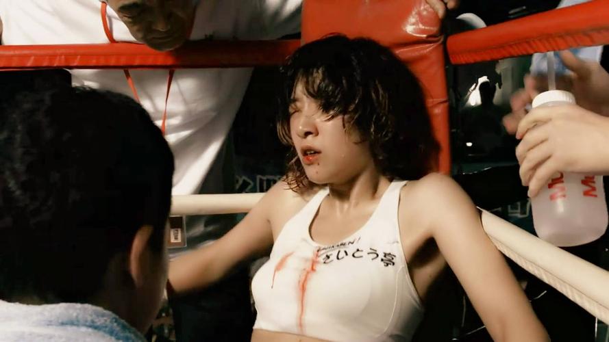 日本美女vs暴力男人电影